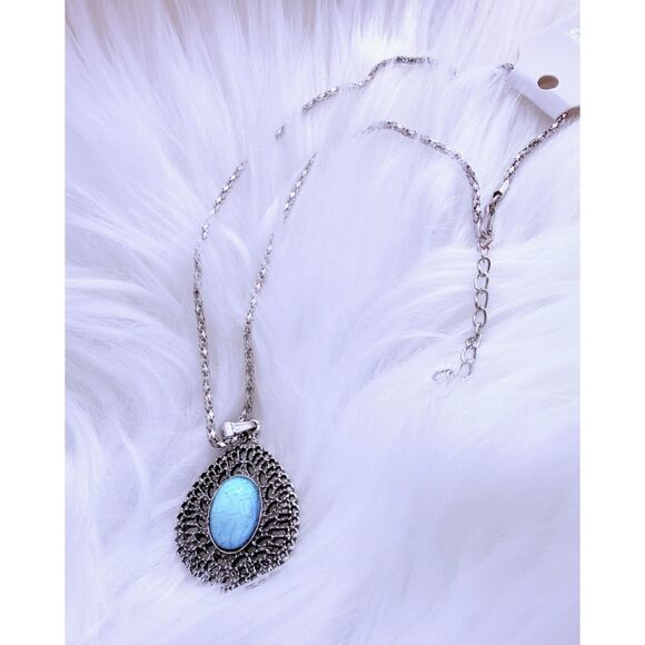 unknown Jewelry - Boho Vintage Style Turquoise-like Blue Oval Pendant Necklace